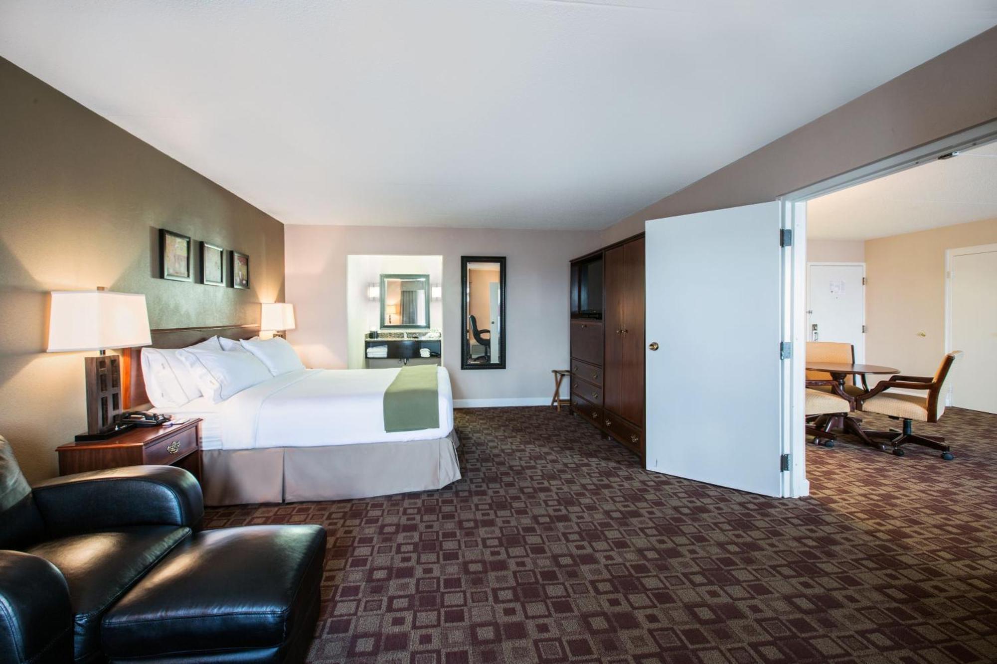 Holiday Inn Express Schaumburg-Rolling Meadows By Ihg Экстерьер фото