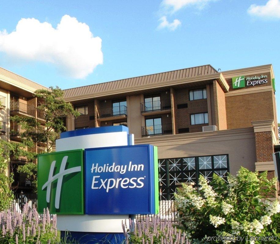 Holiday Inn Express Schaumburg-Rolling Meadows By Ihg Экстерьер фото