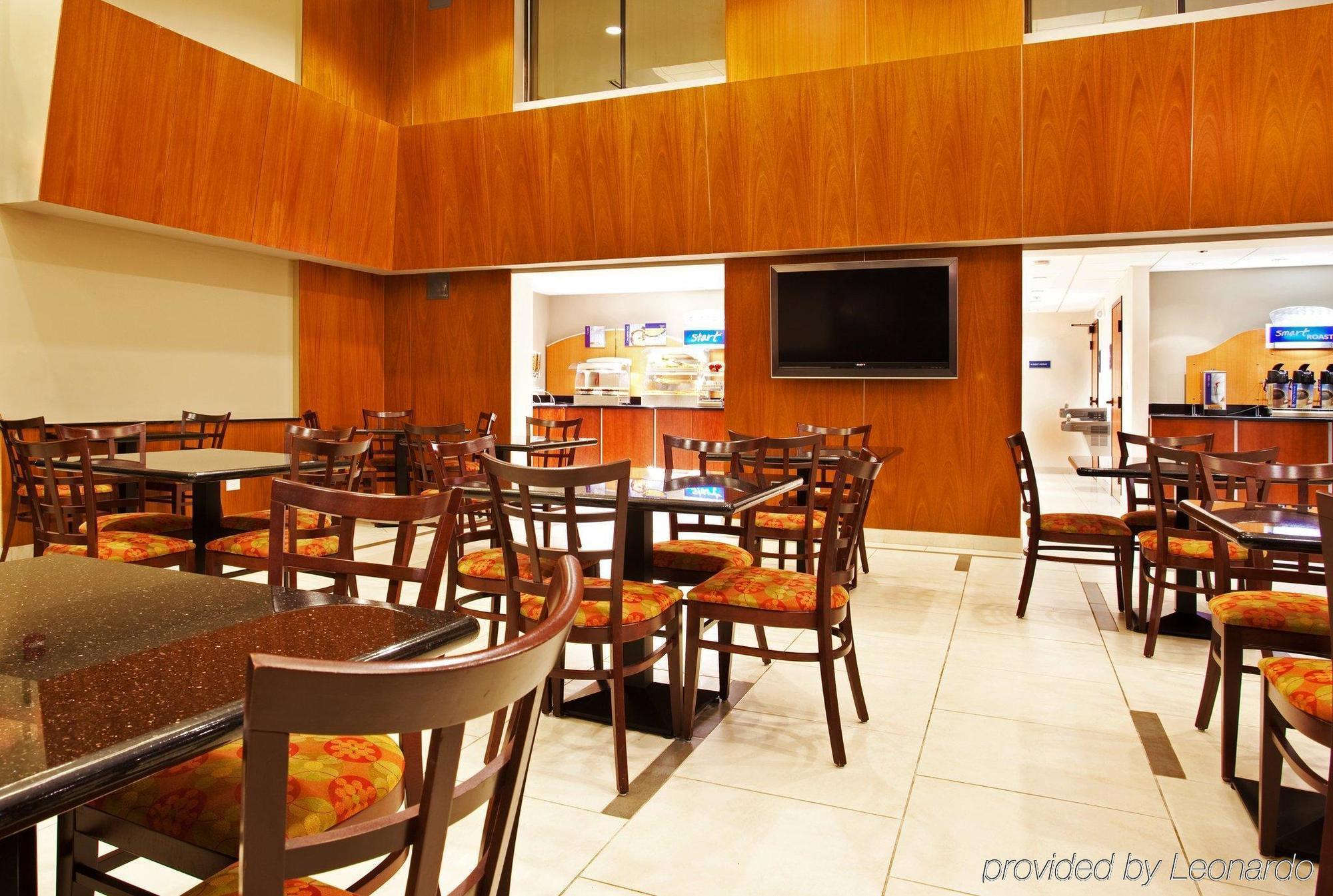 Holiday Inn Express Schaumburg-Rolling Meadows By Ihg Экстерьер фото